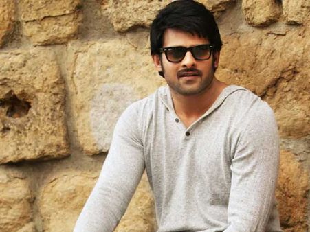 అమెరికాలో ప్రభాస్ ఏం చేస్తున్నాడు?: ఎందుకు వెళ్లాడో తెలుసా..