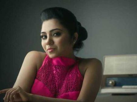 సినీ నటి ఫొటోలు మార్ఫింగ్.. సోషల్ మీడియాలో లీక్.. నీచమైన చేష్టలు..