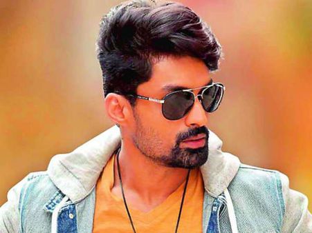 వింత కథ ఎంచుకున్న కళ్యాణ్ రామ్.. అన్నింటికీ సిద్దమేనా..!