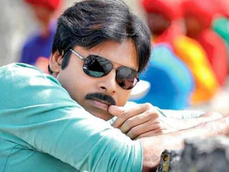 షాక్ : భారీ కష్టాల్లో పవన్ కళ్యాణ్.. మైత్రి మూవీస్ నోటీసులు!