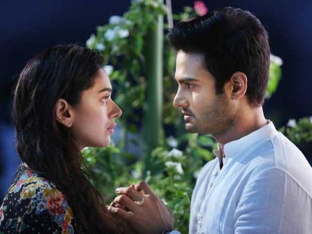 అదితిరావుతో సుధీర్‌బాబు సమ్మోహనం.. రొమాన్స్‌లో కొత్త పోకడ..