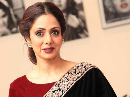 శ్రీదేవి అంత్యక్రియలకు వెళ్లేది వీరే.. తెలుగు, తమిళ పరిశ్రమల నుంచి..