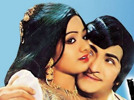 ఎన్టీఆర్ తో శ్రీదేవి..అప్పట్లోనే రికార్డ్ !