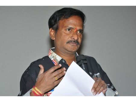 నరకం చూపించాడు, నా ఫోటో వేయలేదు: మీడియా ముందే వేణు మాధవ్ కామెంట్స్!