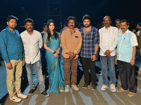 ఆటగాళ్లు గుమ్మడికాయ కొట్టారు.. త్వరలోనే ప్రేక్షకుల ముందుకు..