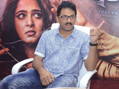 అనుష్క డైరెక్టర్ కి బంపర్ ఆఫర్..అంతర్జాతీయ సినిమా!