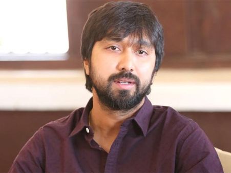 నిర్మాతగా మారనున్న యంగ్ టైగర్ డైరెక్టర్.. మెగా హీరోతో సినిమా..