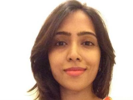 హీరోయిన్లు సెక్స్ వర్కర్స్ కన్నా దారుణం, పెళ్ళైన వారే టార్గెట్.. షాకిచ్చిన నిర్మాత భార్య!