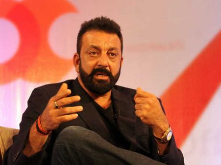 ఎఫైర్ వార్తలే బాధించాయా? భగ్గుమన్న సంజయ్ దత్, లీగల్ నోటీసులు!