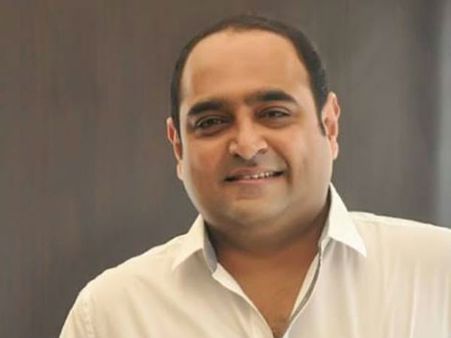 నాగార్జున అడిగింది ఒకటి..విక్రమ్ కుమార్ చేస్తున్నది మరొకటి !