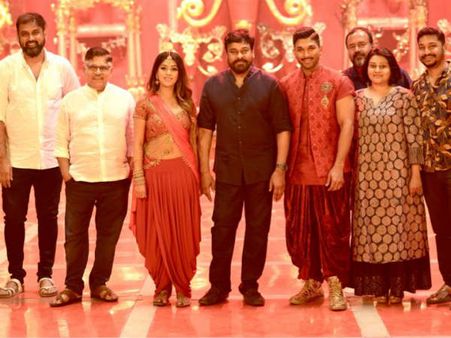 బన్నీని సర్‌ప్రైజ్ చేసిన మెగాస్టార్.. అందరికి ఆశ్చర్యం!