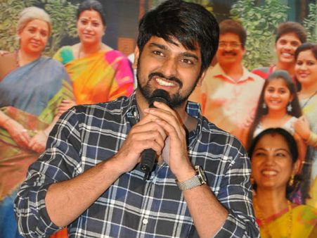 వ్య‌క్తుల మ‌ధ్య‌ మ‌నస్ఫ‌ర్ధ‌లున్నా.. బ‌య‌ట‌కి న‌వ్వుతూ ఉంటాం.. నాగశౌర్య