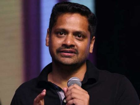 నా పేరు సూర్య ప్రీ రిలీజ్ ఈవెంట్: యూ ఆర్ మై లైఫ్ అంటూ బన్నీ వ్యాస్ ఎమోషనల్ స్పీచ్