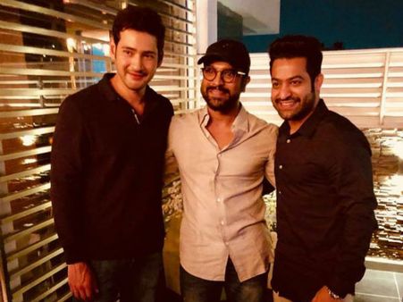 మేము బాగానే ఉంటాం: భరత్ సభ తర్వాత పార్టీలో మహేష్, ఎన్టీఆర్, చరణ్... (ఫోటోస్)