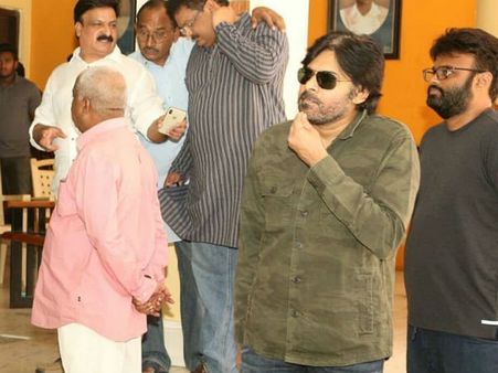 పవన్ కళ్యాణ్ కొత్త న్యూస్ ఛానల్! పేరేంటో తెలుసా ?