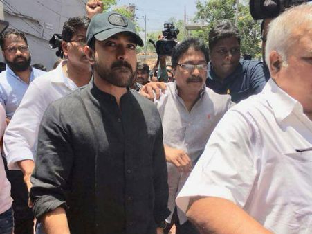 ఫిల్మ్ ఛాంబర్‌కు వెళ్లిన రాంచరణ్.. బాబాయ్‌కి అబ్బాయ్ సపోర్ట్!