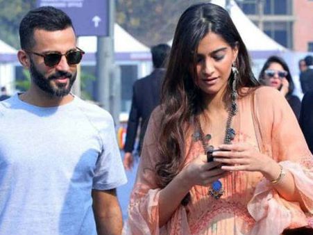 పెళ్లి ఏర్పాట్లు షురూ.... సోనమ్ కపూర్ కాబోయే భర్త గురించి ఆశ్చర్యపరిచే విషయాలు!