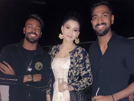 క్రికెటర్‌తో ఊర్వశి రౌటేలా ఎఫైర్.. ఎక్కడ మొదలైందంటే!