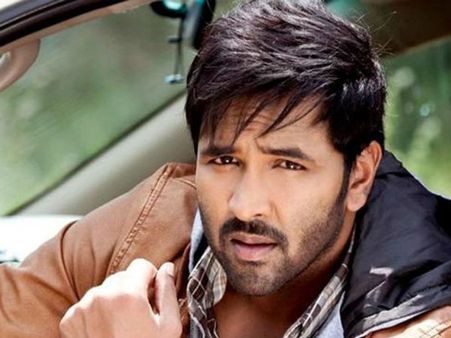 కాస్టింగ్ కౌచ్ ఇష్యూ: మమ్మల్ని కలిపేశారా? ‘మా’ తీరుపై విష్ణు లేఖాస్త్రం