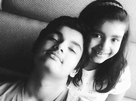 అకిరా, ఆద్య వైరల్ పిక్.. మీ కోసం చంపుతా, చస్తా అంటూ ఎమోషనల్‌గా రేణుదేశాయ్!