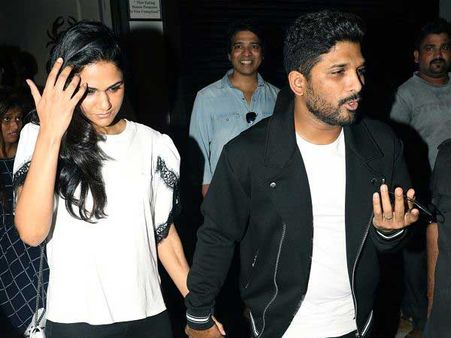 భార్యతో కలిసి ముంబైలో డేట్‌కు వెళ్లిన అల్లు అర్జున్!