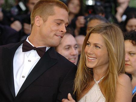 స్టార్ హీరో, హీరోయిన్ మధ్య ఆస్తి వివాదం... మొదటి భార్యకు దగ్గరైన హీరో!