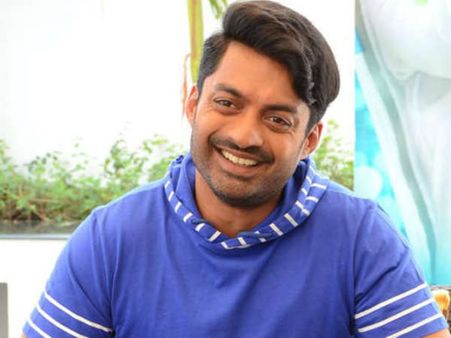 షాక్.. కళ్యాణ్ రామ్ సినిమాలో ఆమె హీరోయిన్ కాదంట!