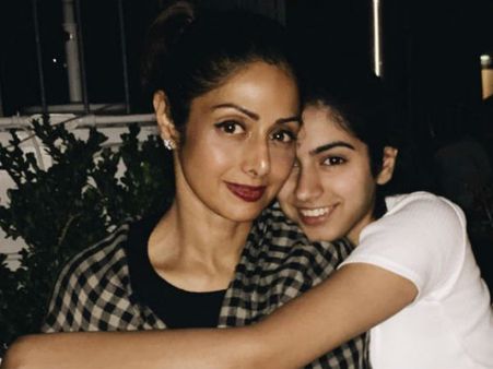 శ్రీదేవి తరుపున నేషనల్ అవార్డు అందుకోనున్న కూతురు ఖుషీ కపూర్