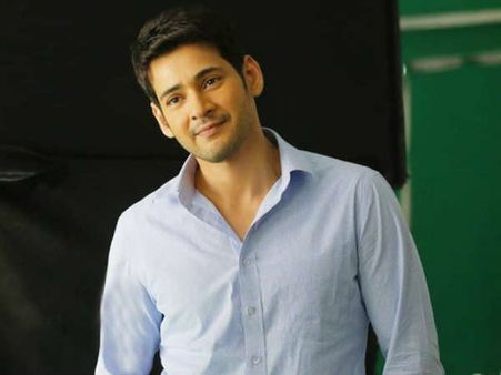 మహేష్ 25వ సినిమా టైటిల్, ఫ్యాన్స్ హంగామా.. రోమాలు నిక్కబొడుచుకునేలా మహేష్ లుక్!