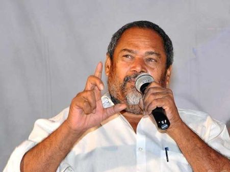 రైతు పరిస్థితి మారలేదు: ‘అన్నదాత సుఖీభవ’ ఆడియో వేడుకలో నారాయణ మూర్తి