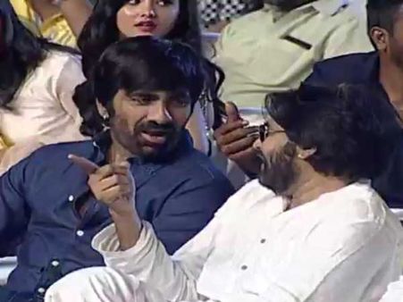 రవితేజ సిగ్గులేకుండా ఎలా చేస్తాడో: నవ్విస్తూనే ఎమోషనల్‌గా మాట్లాడిన పవన్ కళ్యాణ్!