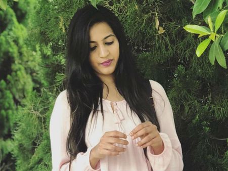 ఆ ముగ్గురి వల్లే ఎవరూ నాకు లవ్ ప్రపోజ్ చేయడం లేదు: మెగా ప్రిన్స్ నిహారిక