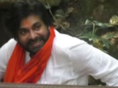 ఇంతకన్నా మాటల్లేవు.... పవన్ కళ్యాణ్ వీడియో వైరల్!