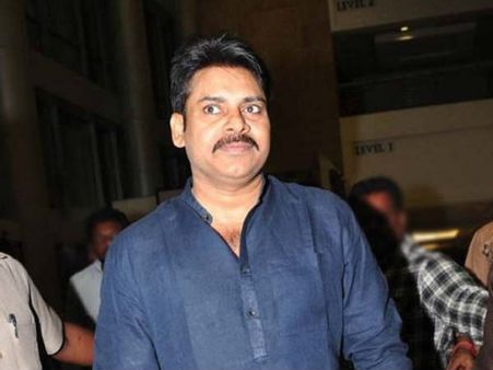 పవన్ కళ్యాణా.. అందంతా రూమర్, నమ్మకండి!