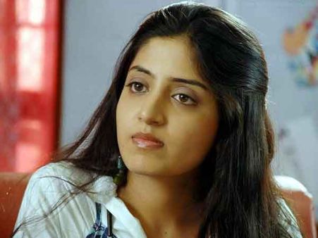 వాడి అంగాన్ని నరికేయండి.. బహిరంగా ఉరితీయండి.. పూనమ్ కౌర్ ఫైర్