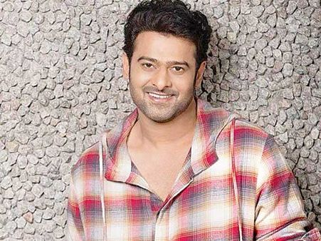 స్టార్ డైరెక్టర్‌కు ప్రభాస్ రెండోసారి షాక్.. దిమ్మతిరిగేలా పంచ్!