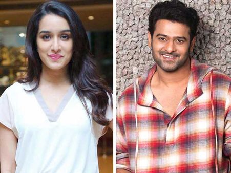 సాహోలో శ్రద్ధాకపూర్ గురించి.. నోరుజారిన ప్రభాస్!