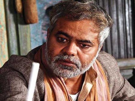 జీవితంలో విసిగి పోయి.. తండ్రిని కోల్పోయి.. డాబాలో పనిచేస్తున్న నటుడు!