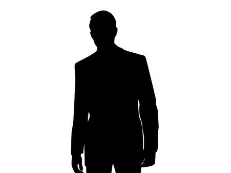 ముగ్గురు హీరోయిన్ తో అరాచకం... ఆ డైరెక్టర్ పైత్యం ముదిరింది!