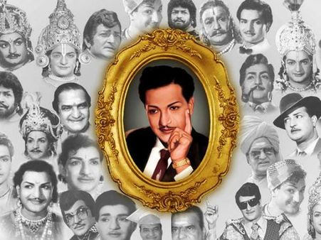 ఎన్టీఆర్ బయోపిక్: వాల్మీకి దొరికాడంటూ దర్శకుడి పేరు ప్రకటించిన బాలయ్య!