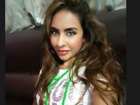 పవన్ కళ్యాణ్‌కి మీడియా భయపడుతోంది.. రాంగ్ సిగ్నల్స్.. ప్లీజ్ అంటున్న శ్రీరెడ్డి!