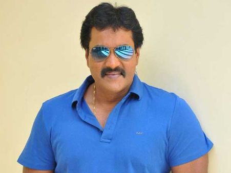 హను రాఘవపుడి సినిమాలో సునీల్!