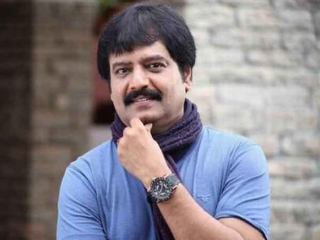 అమ్మాయిల గురించి అలా మాట్లాడి చిక్కుల్లో పడ్డ కమెడియన్.. దుమ్మెత్తి పోస్తున్నారు!