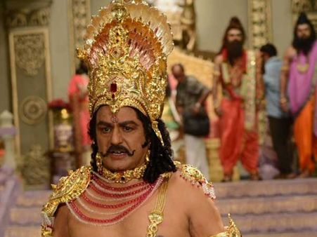 ఎన్టీఆర్ బయోపిక్‌పై క్లారిటీ.. రూమర్లకు చెక్.. సెన్సేషనల్ విషయాలు ఇవే..