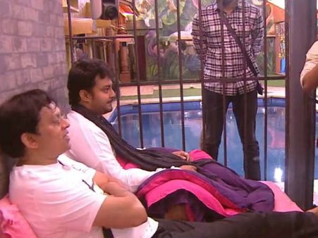 బాగ్ బాస్ షాక్: జైల్లో బాబు గోగినేని... ఆ నేరం చేసినందుకే శిక్ష!