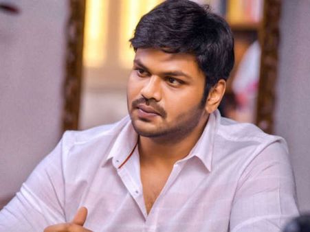 భార్యతో విడాకులు... క్లారిటీ ఇచ్చిన మంచు మనోజ్