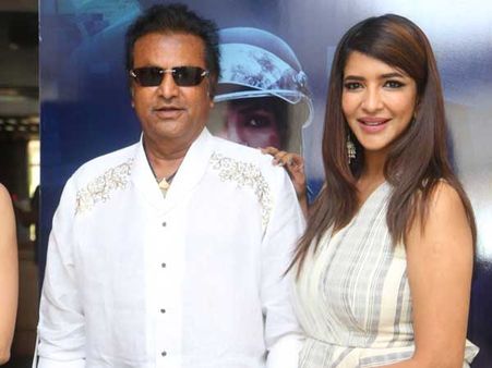 అందుకే విష్ణు, మనోజ్‌ను పిలవలేదు: మోహన్ బాబు గురించి మంచు లక్ష్మి ఎమోషనల్ స్పీచ్!