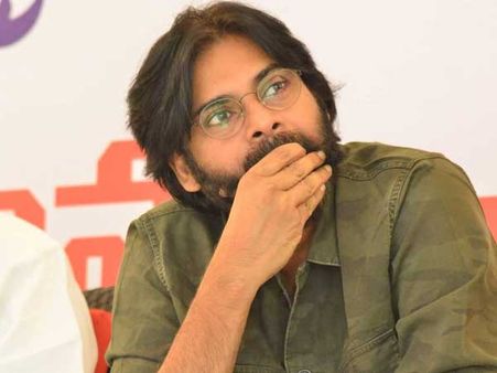 జానీ నుంచి గబ్బర్ సింగ్ వరకు.. 12 ఏళ్ళు ఎదురుచూశా, పవన్ కళ్యాణ్ తాజా వ్యాఖ్యలు!