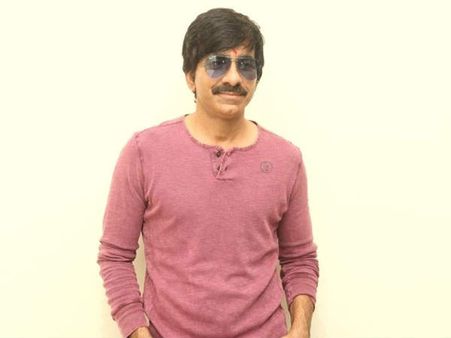 ఎక్కడకిపోతావు చిన్నవాడా దర్శకుడితో.. డ్యూయెల్ రోల్‌లో రవితేజ!