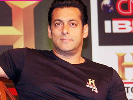 సల్మాన్‌ని కొట్టినోళ్లకు 2 లక్షల రివార్డు.. ఆ సినిమా ఎంత పనిచేసింది, ముదురుతున్న వివాదం!